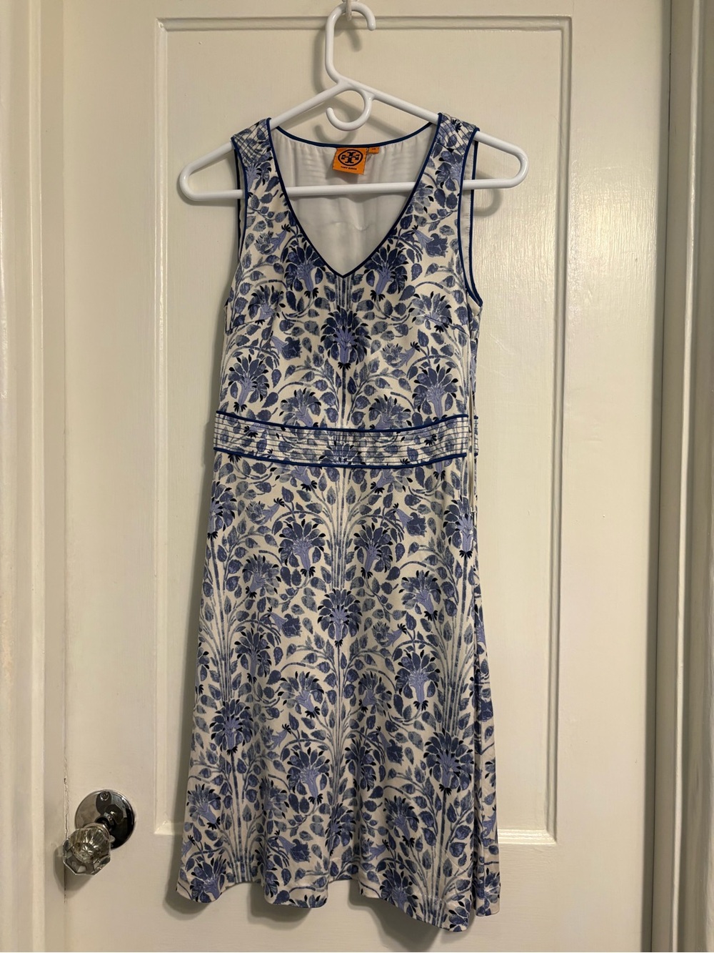 Tory Burch 100% Silk Blue Floral V-Neck Sleeveless Dress - XS